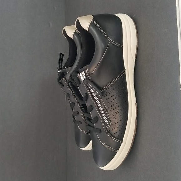 Earth Origins Eclipse Etta Shoe - Picture 5 of 12